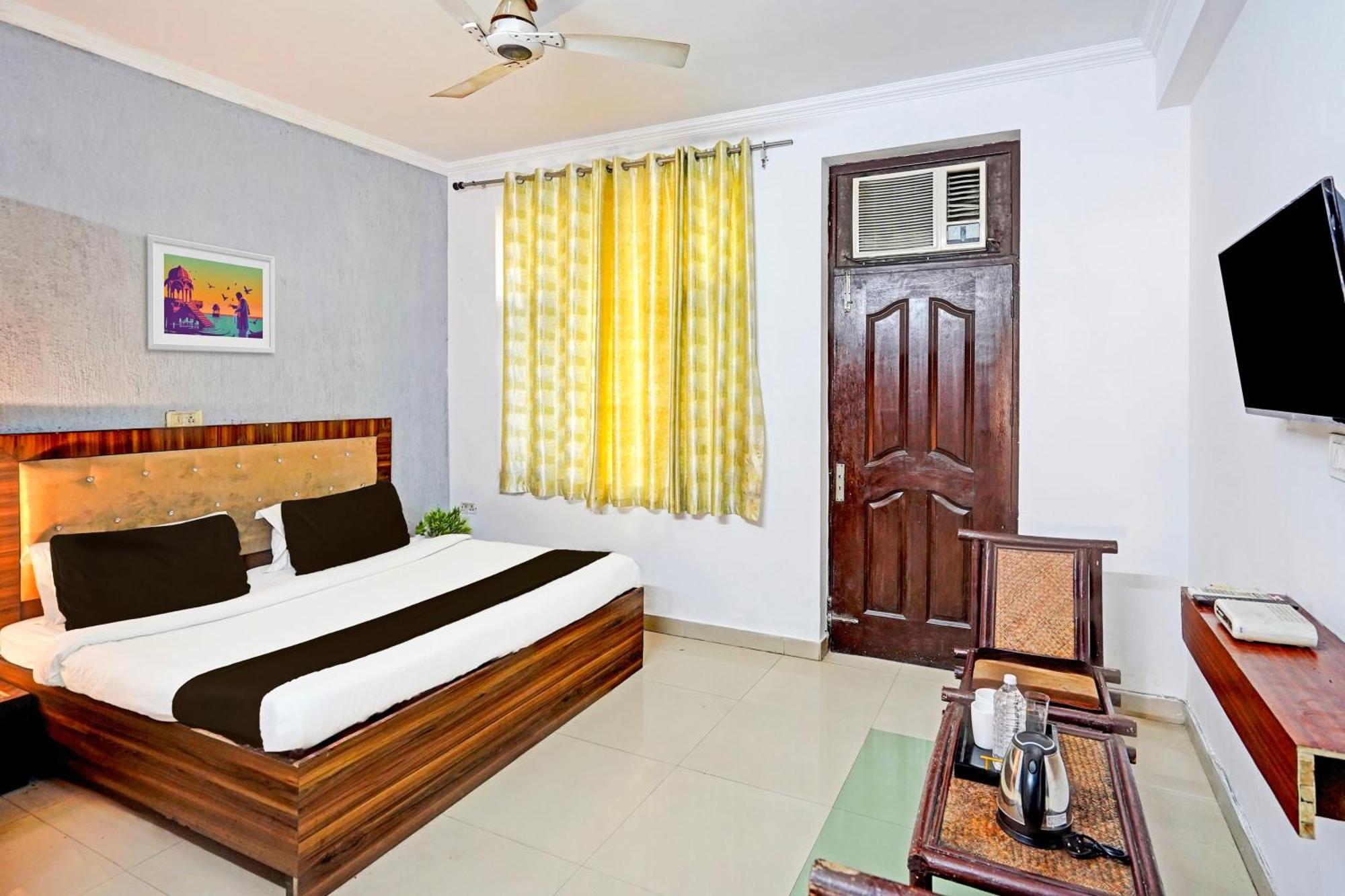 Super Hotel O Palm Dehradun Extérieur photo